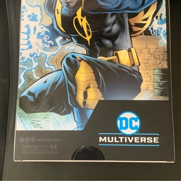 2022 McFarlane Toys DC Multiverse New 52 Static Shock 7" Action Figure and Stand - Picture 6 of 7